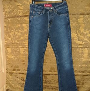 Levi's 519 jeans
